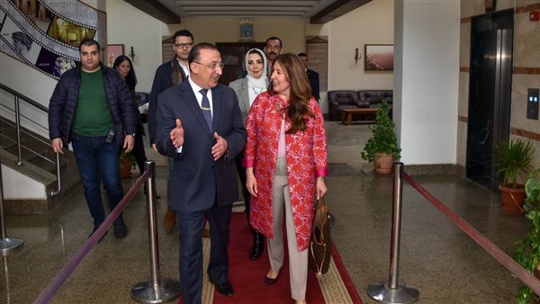 سفيرة أمريكا تزور