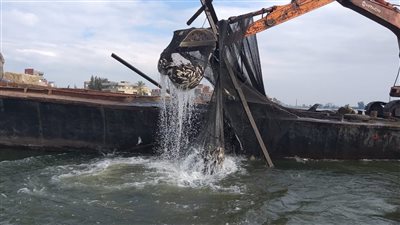 إزالة 222 قفص سمك على مساحة 10557 مترًا بنهر النيل فرع رشيد