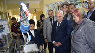 محافظ بورسعيد يشهد فعاليات تدريب برنامج التنمية المهنية الرقمية لمعلمات رياض الأطفال
