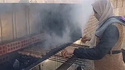 أم فرح شيف مشويات بالدقهلية: بكافح علشان أصرف على ولادي الأربعة | بث مباشر 