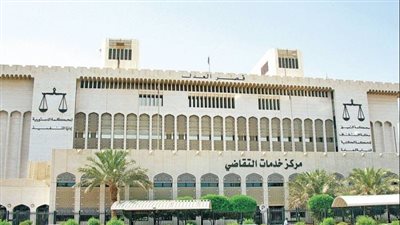 إحالة وزير الداخلية الكويتي السابق إلى محكمة الوزراء بتهمة التزوير