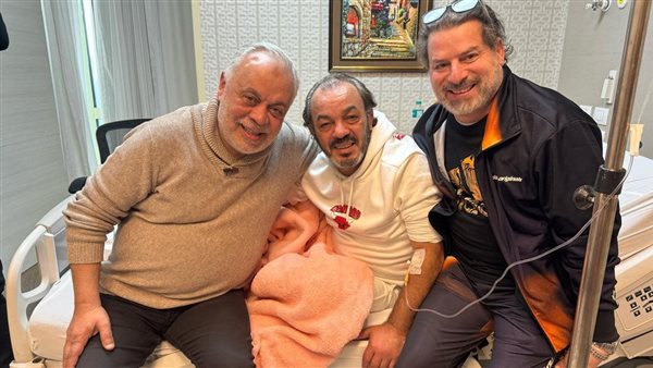 أشرف زكي يزو الفنان