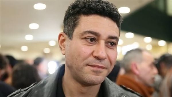 الفنان محمد عز