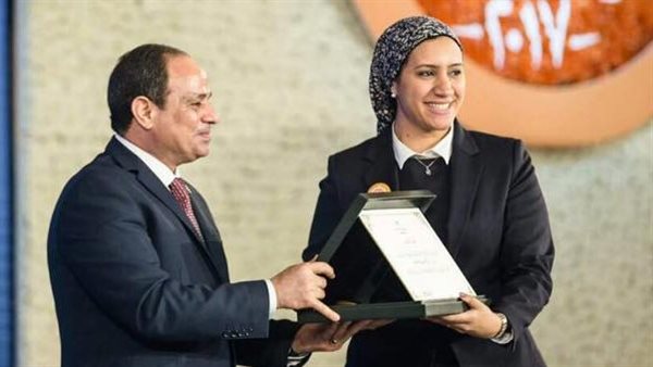 آية مدني مع الرئيس