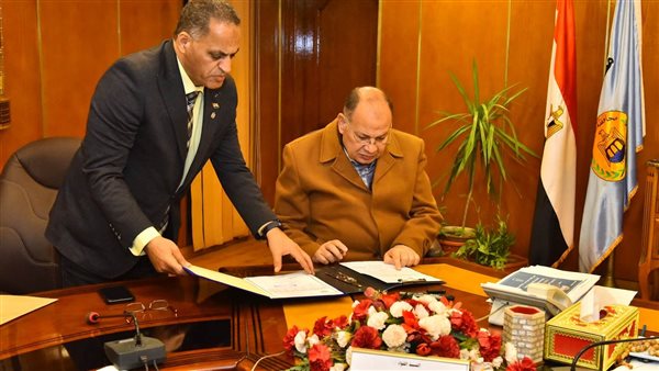 محافظ أسيوط