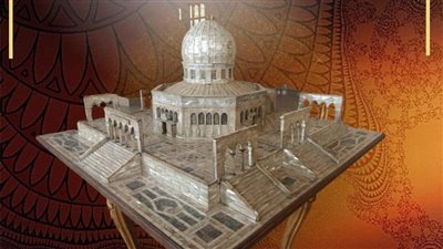 احتفالًا بالإسراء والمعراج.. متحف المركبات الملكية يعرض نموذجًا من الصدف لمسجد قبة الصخرة