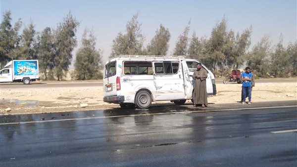 انقلاب سيارة ميكروباص