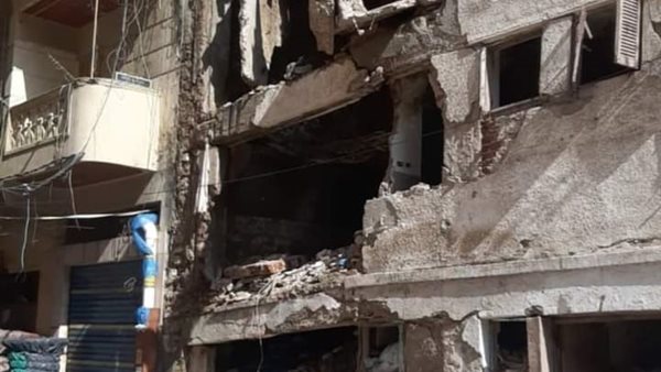 انهيار أجزاء من عقار