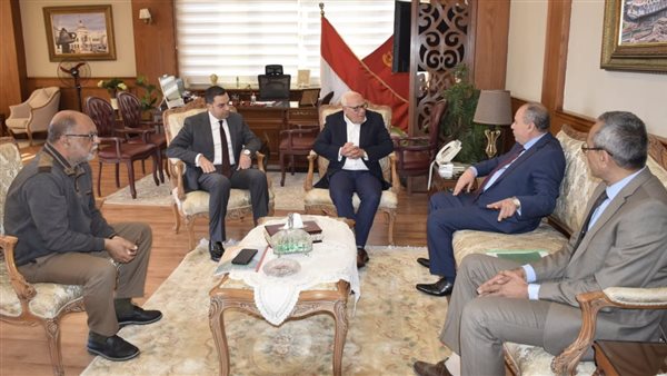 محافظ بورسعيد 