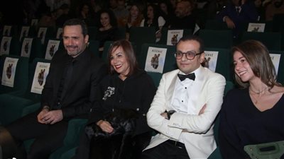 نجوم أنف وثلاث عيون في العرض الخاص بتونس استعدادًا لطرحه جماهيريًا | صور