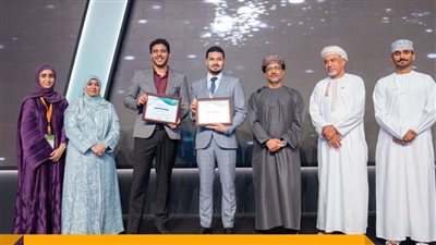 فوز طلاب الجامعة البريطانية بالمركز الأول في مسابقة قادة طاقة المستقبل بقمة الهيدروجين الأخضر 