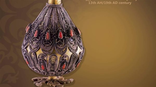 قمقم حفظ العطور وماء