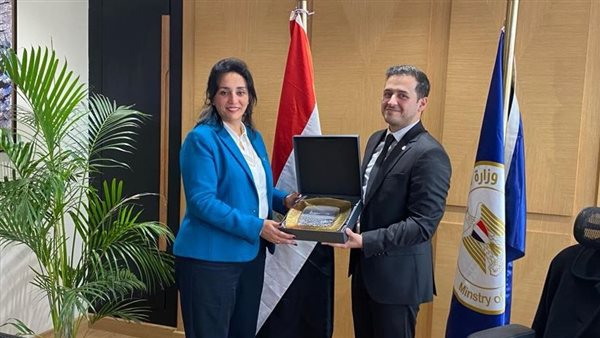 غادة شلبي نائب وزير