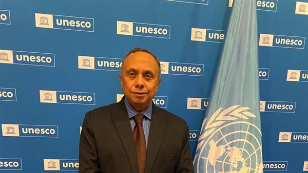 الدكتور عمرو زكريا