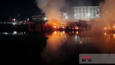 اندلاع حريق في إحدى الزراعات على ضفاف النيل بالمنيا | بث مباشر