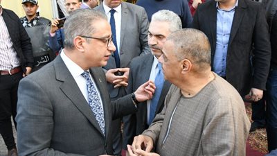 محافظ الفيوم يفتتح معرض أهلا رمضان لبيع السلع الغذائية بأسعار مخفضة