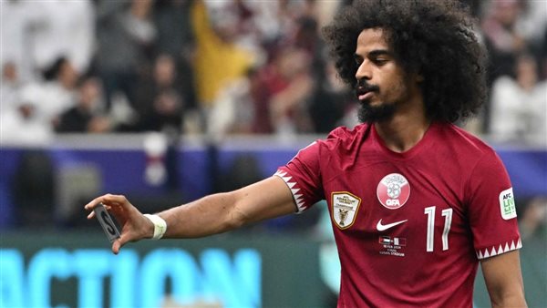 أكرم عفيف لاعب منتخب