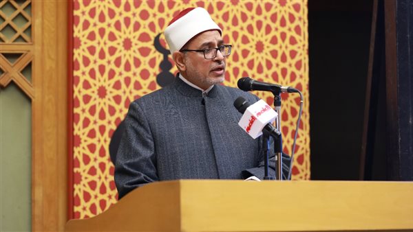 الدكتور سلامة داود