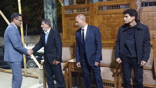 عزاء الشاعر مجدي