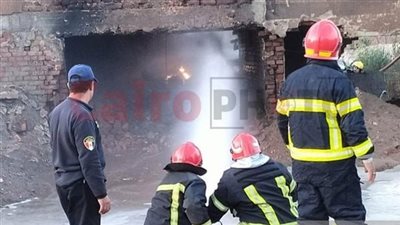 انفجار 40 أسطوانة غاز.. تفاصيل السيطرة على حريق مصنع طوب في البحيرة وإصابة 15 شخصًا | بث مباشر