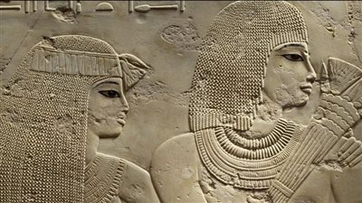 خبير أثري: الورود من أهم سمات احتفال المصريين القدماء بـ عيد الحب