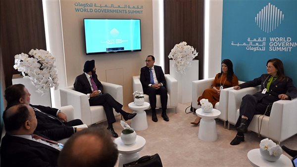 مدبولي يلتقي رئيس