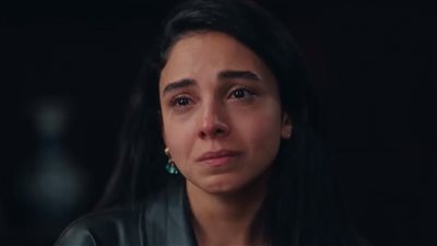 مسلسل بين السطور الحلقة 13.. القبض على سلمى أبو ضيف بسبب جريمة قتل محمد علاء 