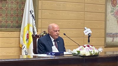 خلف الزناتي: المعلمون أصحاب النصيب الأكبر في الحزمة الاجتماعية المعلنة من الرئيس 