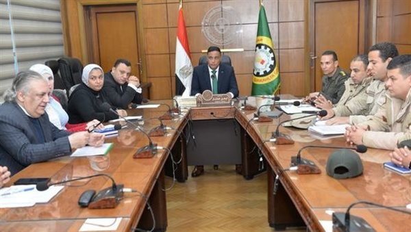 الدكتور أيمن مختار