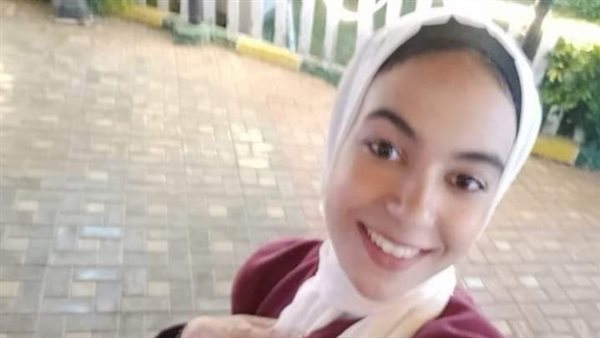 الطالبة المتغيبة