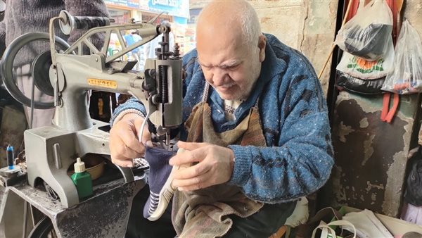 عم محمد أقدم إسكافي