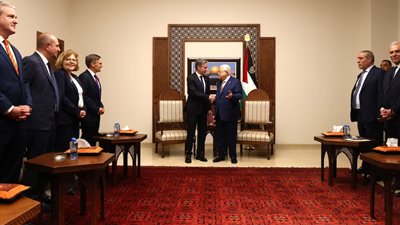 واشنطن بوست: خطة أمريكية عربية بجدول زمني لإقامة دولة فلسطينية.. والمفتاح صفقة الأسرى