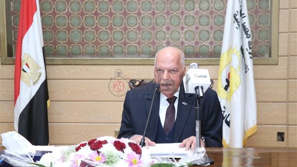 خلف الزناتي نقيب