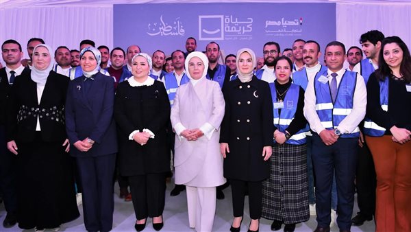 زيارة انتصار السيسي