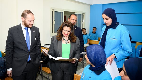 جانب من الزيارة 