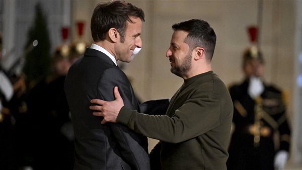ماكرون يستقبل زيلينسكي