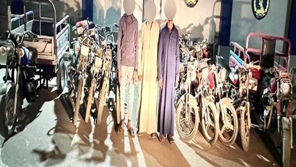 المتهمون والمضبوطات