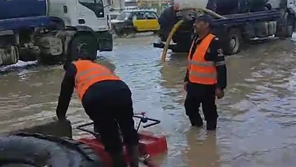  الداخلية تدفع بسيارات