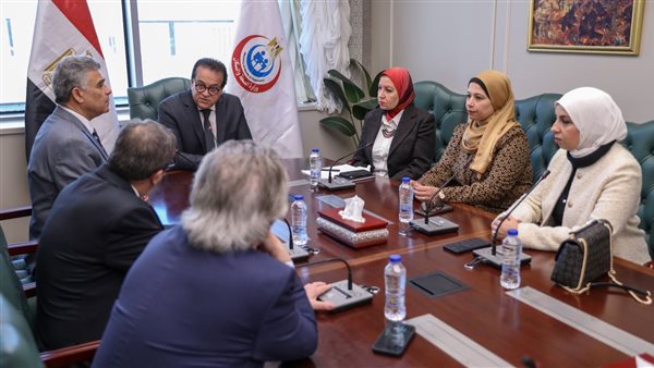 وزير الصحة والسكان