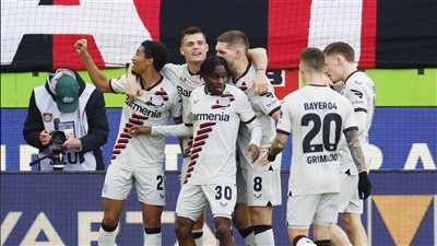 باير ليفركوزن يعزز صدارته للدوري الألماني بثنائية في شباك هايدينهايم