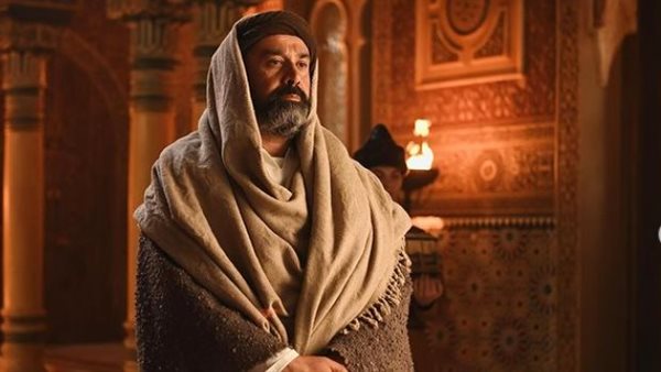 كريم عبد العزيز