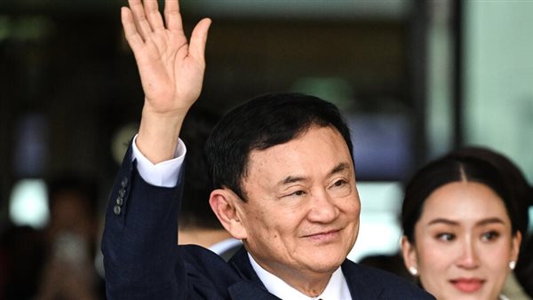 تاكسين شيناواترا