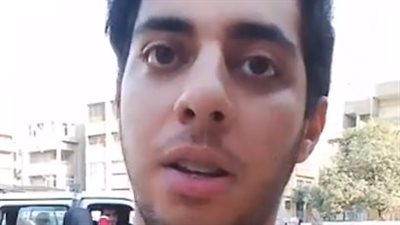 طالب جامعي يعمل على عربة سندوتشات: بشتغل عشان أصرف على دراستي وأهلي بالحلال | بث مباشر