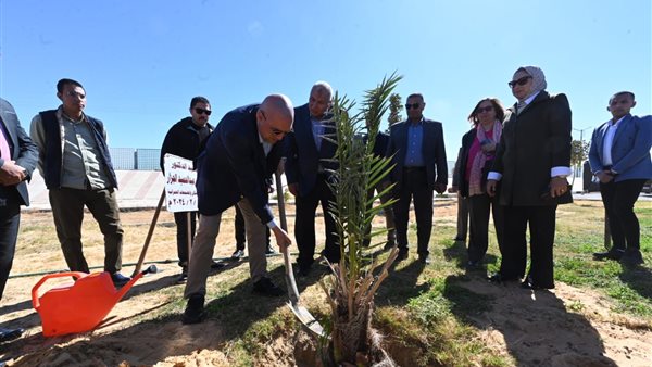 جانب من جولة وزير