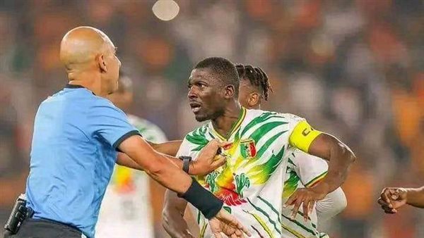 اعتداء لاعب منتخب