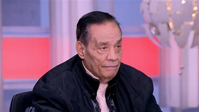 نجل حلمي بكر: حالة والدي الصحية متدهورة.. وطلبوا مني الحضور لأنه في أيامه الأخيرة