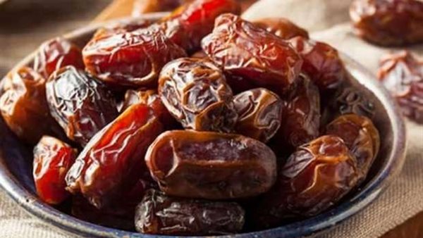 فوائد التمر على الريق