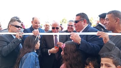 تخفيضات تصل لـ 30%.. محافظ جنوب سيناء يفتتح معرض أهلا رمضان بدهب│ صور 