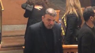 أحمد سلامة يستقبل العزاء في حماته بمسجد الرحمن الرحيم | بث مباشر 