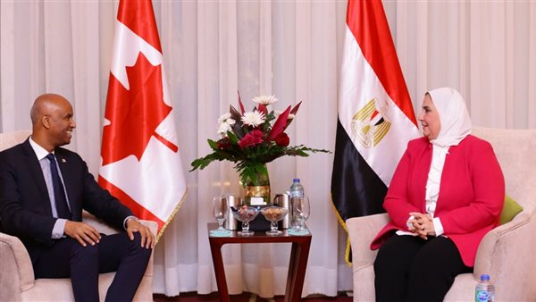 وزيرة التضامن ووزير